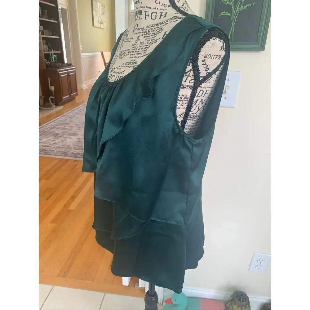 NWT Talbots 100% Silk Hunter Green Layered Look Scoop Neck Tank Top - Picture 2 of 9